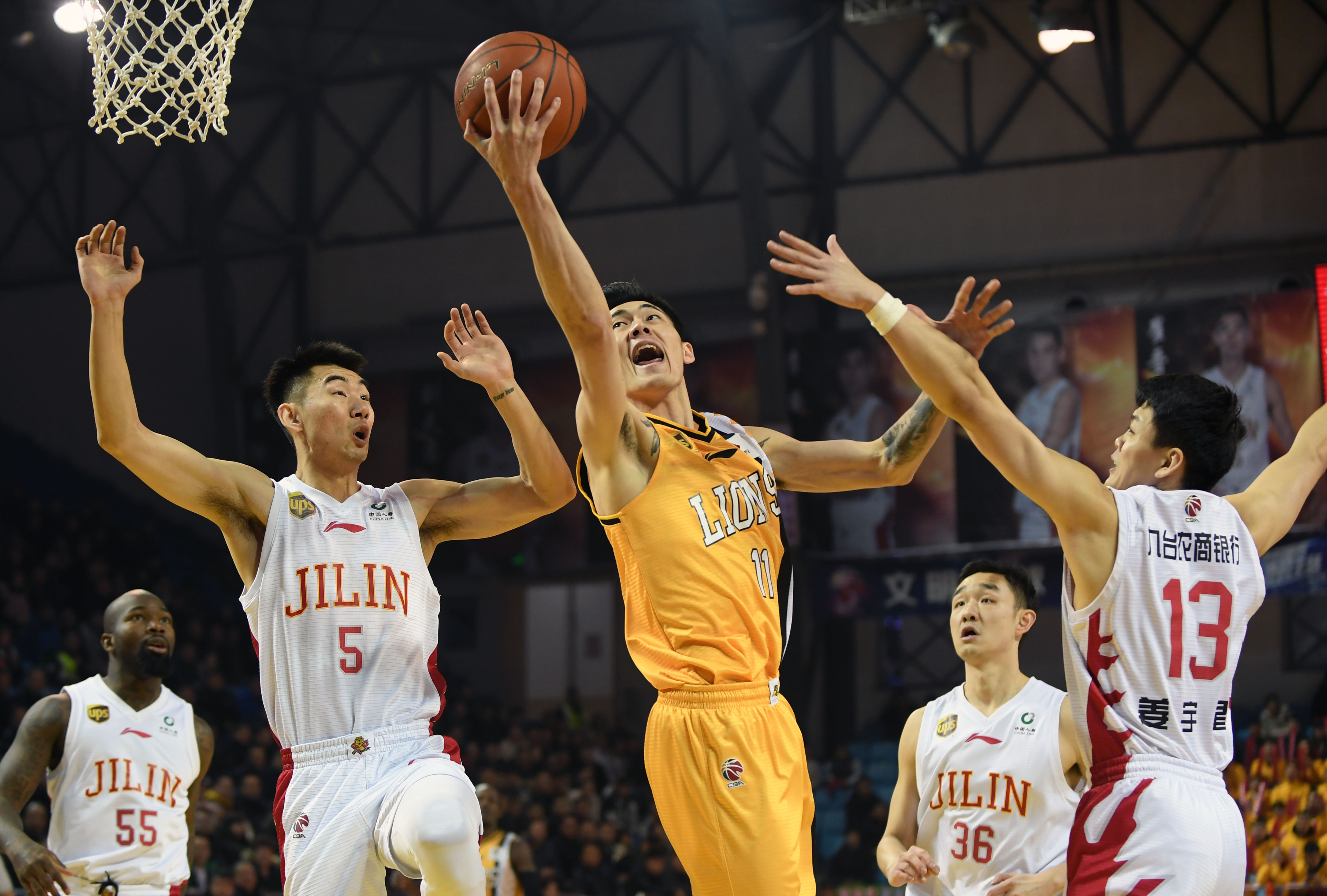 球员因违约 球员因违约