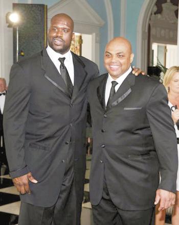 加橄榄球比 加橄榄球比