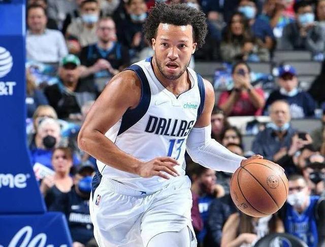 球员填补空 球员填补空