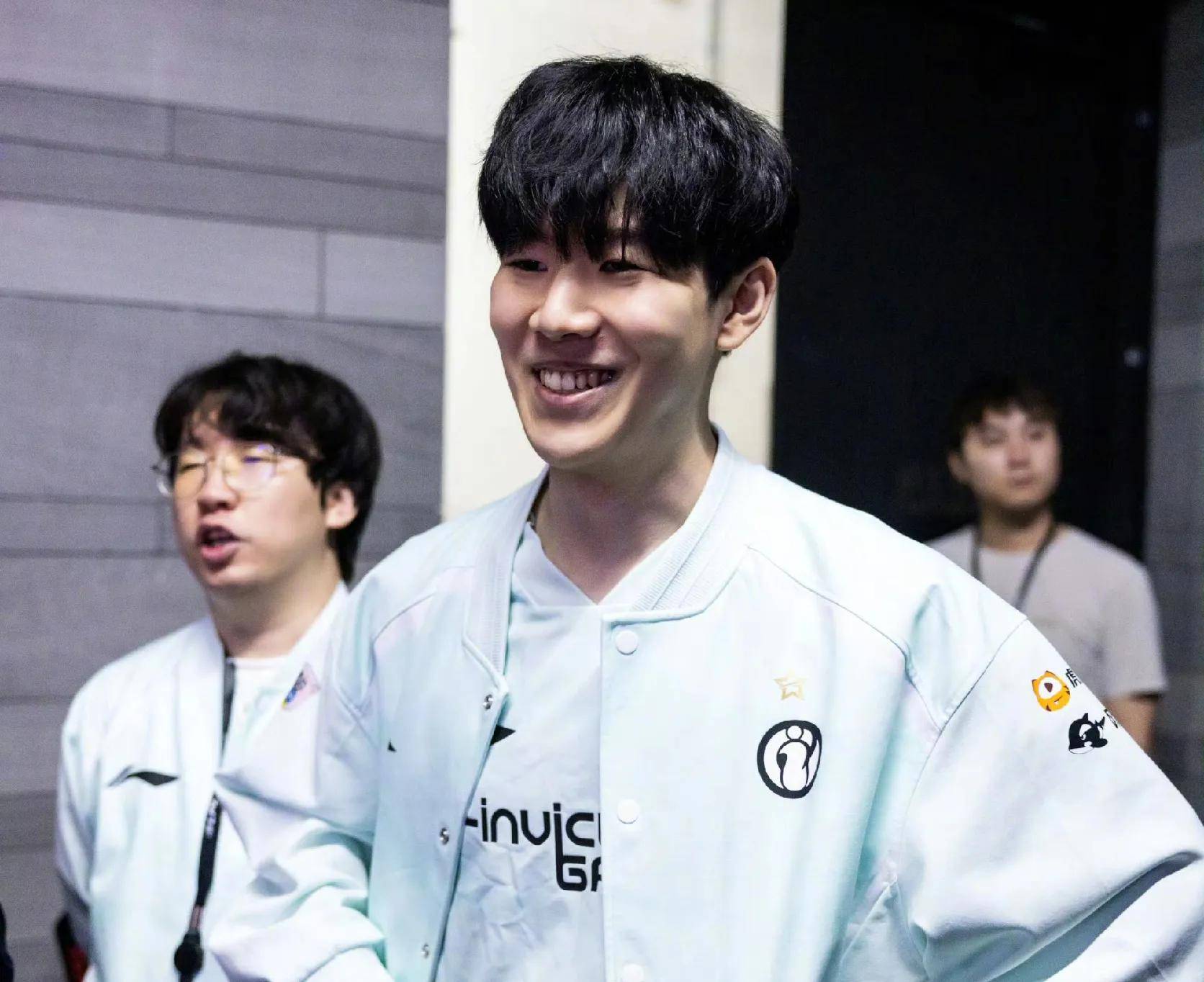 理了部分薪 理了部分薪