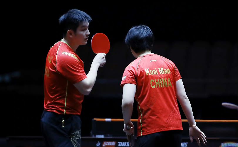 徽章和贴纸 徽章和贴纸